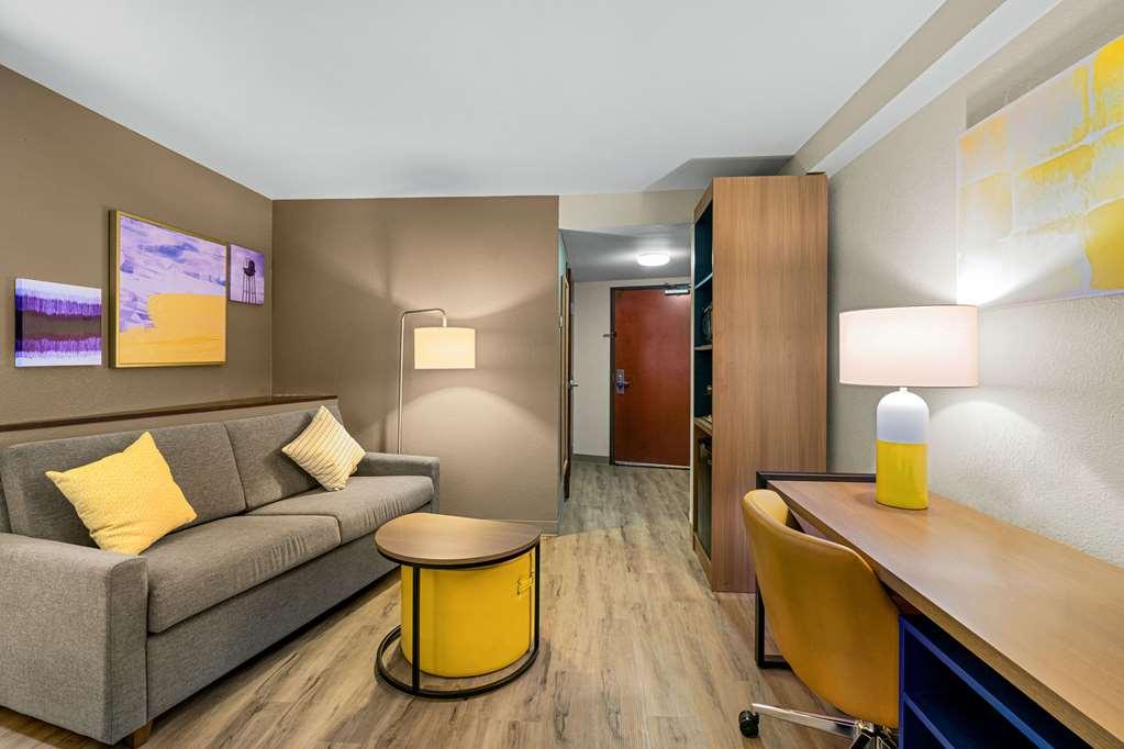 Comfort Suites Vacaville-Napa Valley Area Room photo